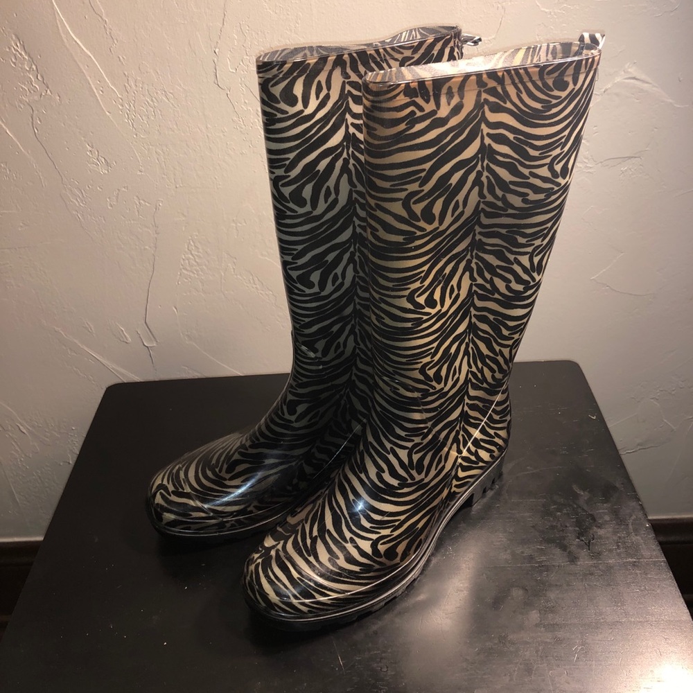 Multicolored Zebra Rainboots